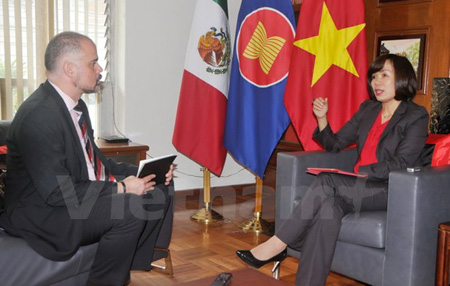 Đại sứ Lê Linh Lan trả lời phỏng vấn ProMexcico về TPP.